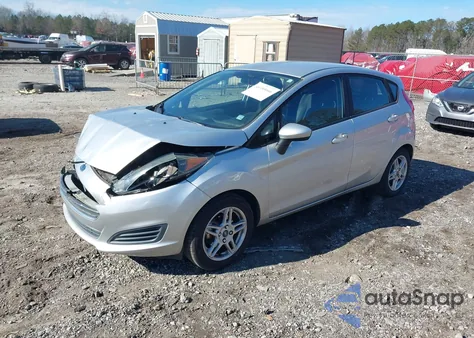 2018 Ford Fiesta Se z USA, uszkodzony, nr VIN 3FADP4EJ3JM107294